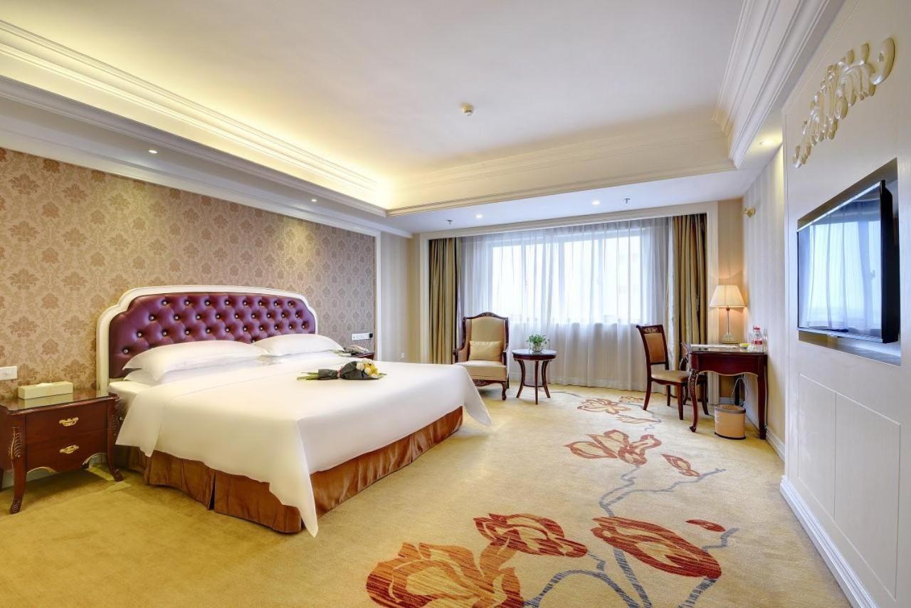 Vienna International Hotel Nanning Zoo Екстериор снимка